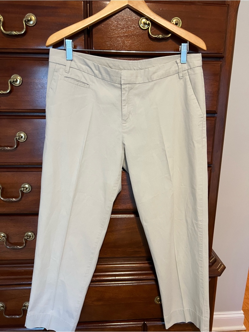 Patagonia Women’s Chino Pants in Light Khaki